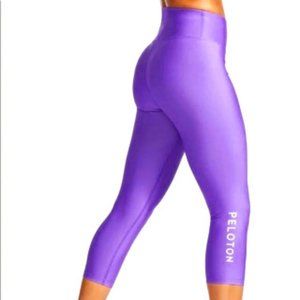 Peloton NewFlex Capri Purple Cropped Leggings Small